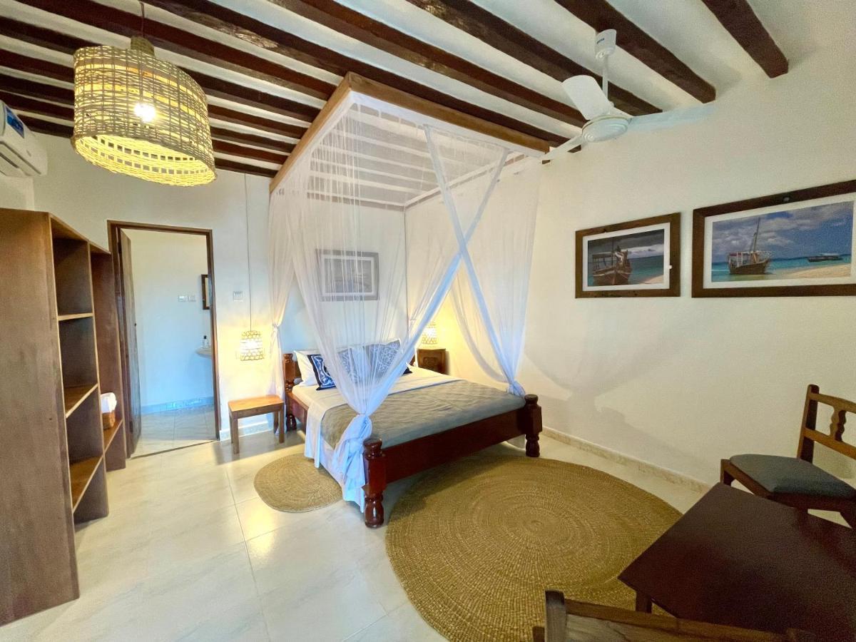 Poa Poa Bungalows Кивенгва Экстерьер фото